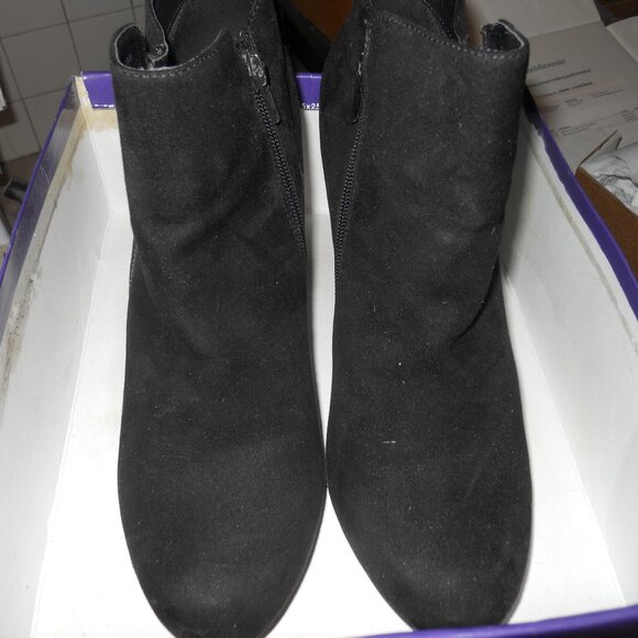 MADDEN GIRL BOOTIES - Picture 1 of 3